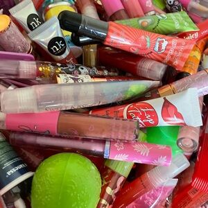 Pretty lip care bundle